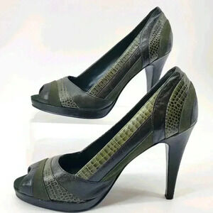 NINE  WEST